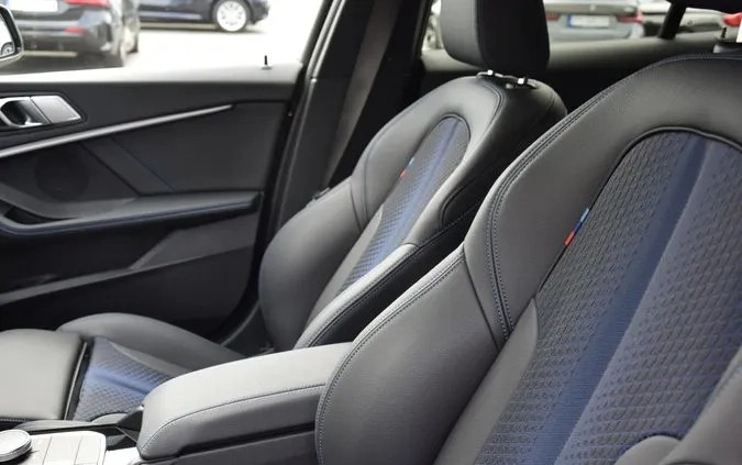 BMW Seria 1 cena 149900 przebieg: 5000, rok produkcji 2023 z Czerniejewo małe 379